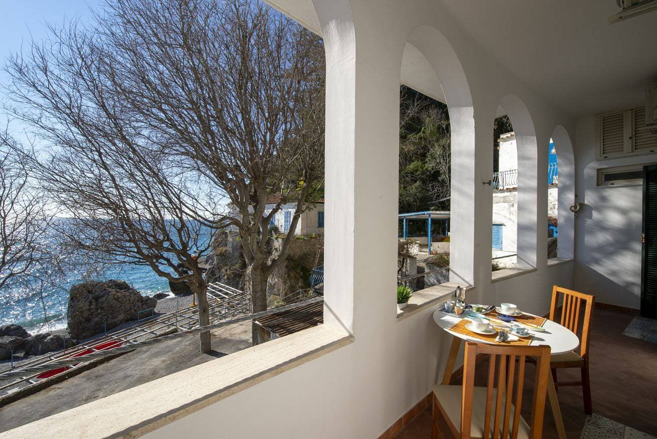 Foto 7 von 59: Ferienwohnung für 6 Personen mit Meerblick