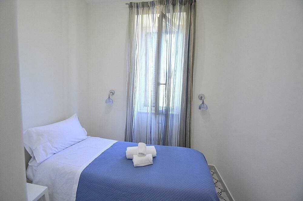 Foto 6 von 30: Villa Elicona D: A welcoming apartment situated in a central location, at a short distance from the Cathedral of Ravello, with Free Wi-Fi.