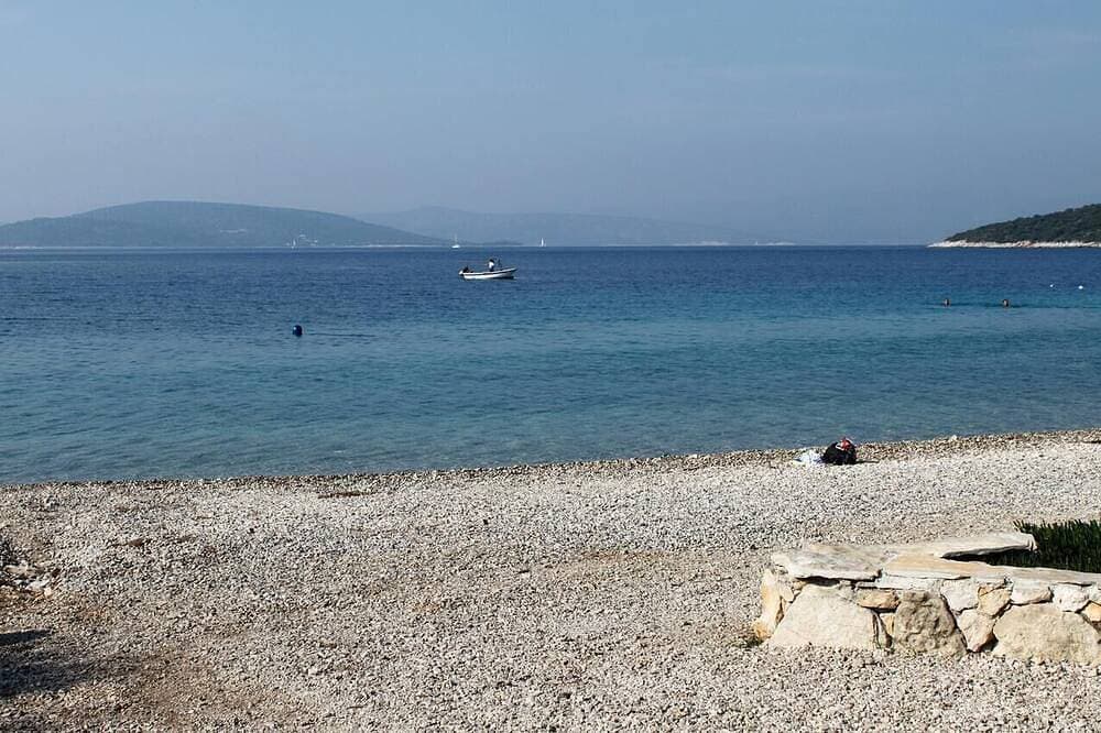 Foto 9 von 11: 1-Zimmer-Ferienwohnung am Strand Maslinica, Solta