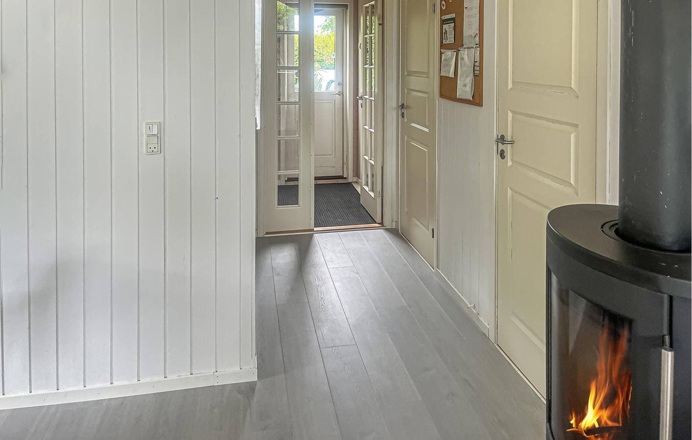 Foto 7 von 17: Ferienhaus für 8 Personen mit Whirlpool
