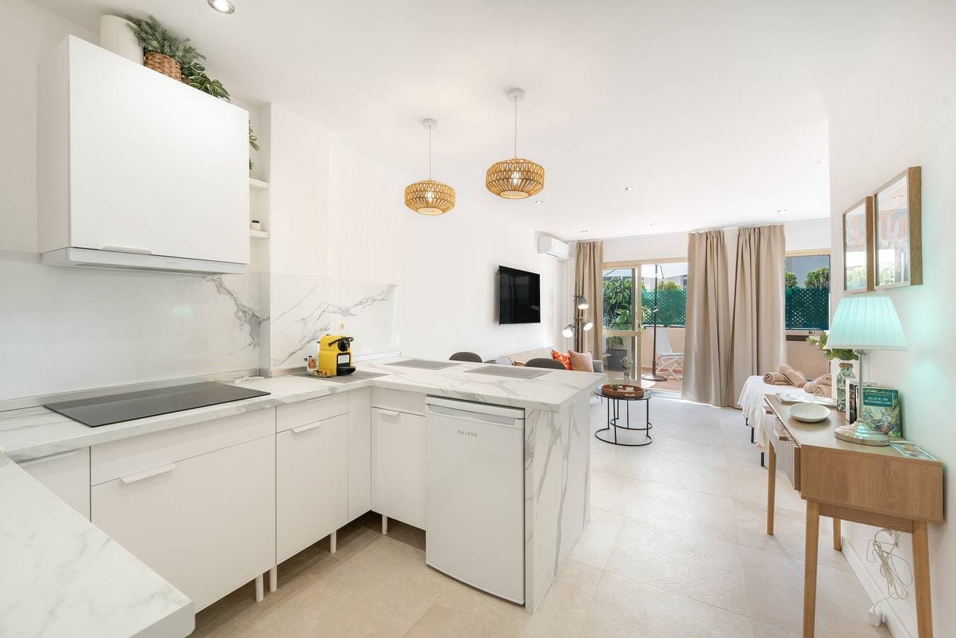 Foto 7 von 36: Apartment 'En Elviria' mit Gemeinschaftspool, WLAN und Klimaanlage