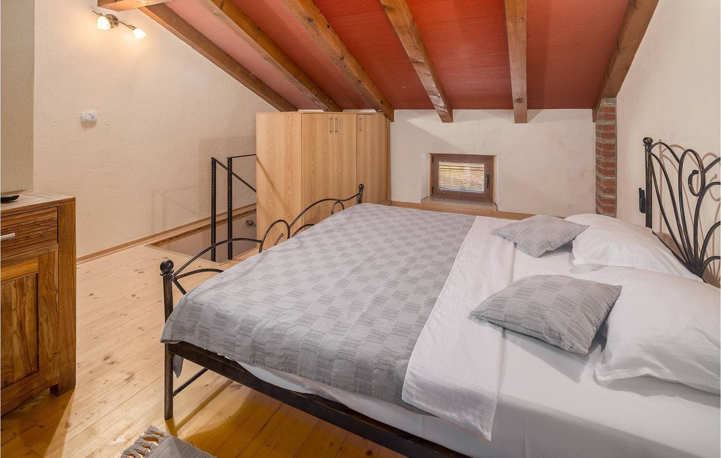 Foto 6 von 15: Ferienwohnung mit Panoramablick, WLAN und Terrasse in der Nähe von Grožnjan