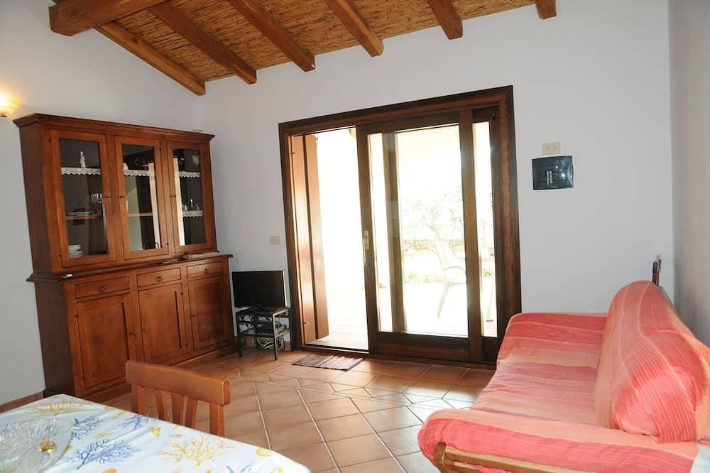 Foto 6 von 18: Villa im Zentrum von San Teodoro mit Parkplatz und privatem Garten