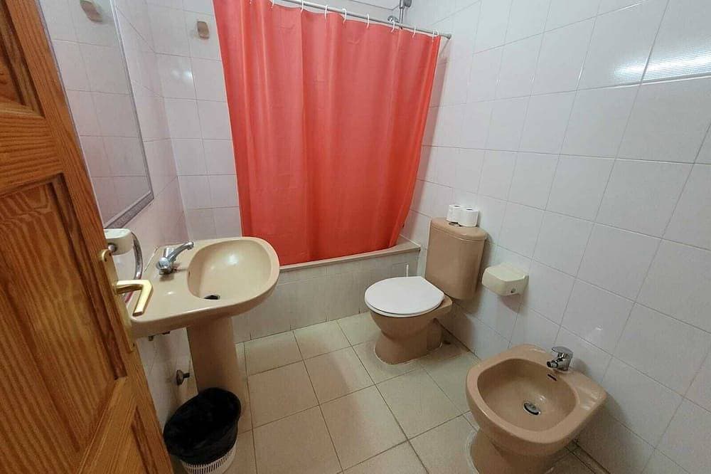 Foto 5 von 15: 1 Bed Apartment - Sleeps 2 - Pool - Parking