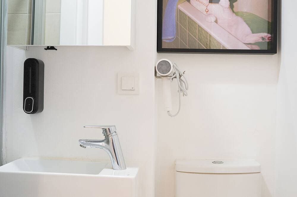 Foto 6 von 23: Stylish apartment with a separate bedroom near Taksim with AC
