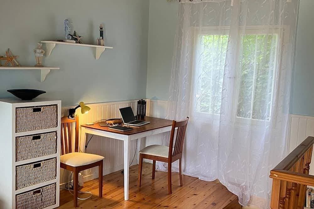 Foto 11 von 24: Traditionelles kleines Dorfhaus mit schönem Meeresblick