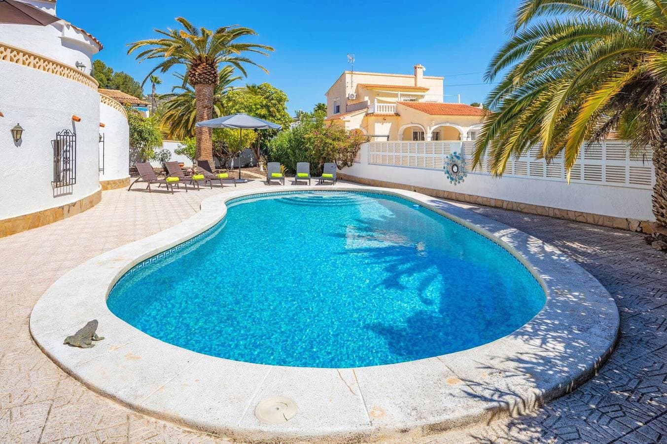 Foto 3 von 22: Villa für 6 Personen mit Garten