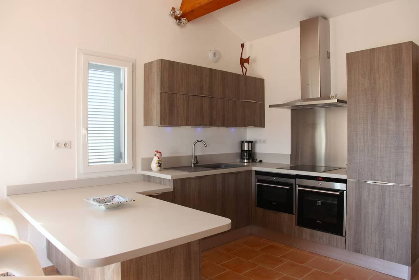 Foto 10 von 19: Ferienwohnung 'T3 Coeur De Sanary - 100m Du Port' mit Privatterrasse, WLAN und Klimaanlage
