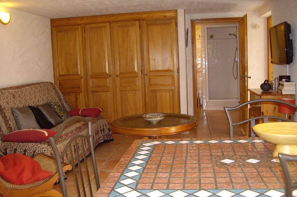 Foto 3 von 30: Komfortable wohnung typ f2 im herzen des weingartens mit schwimmbad