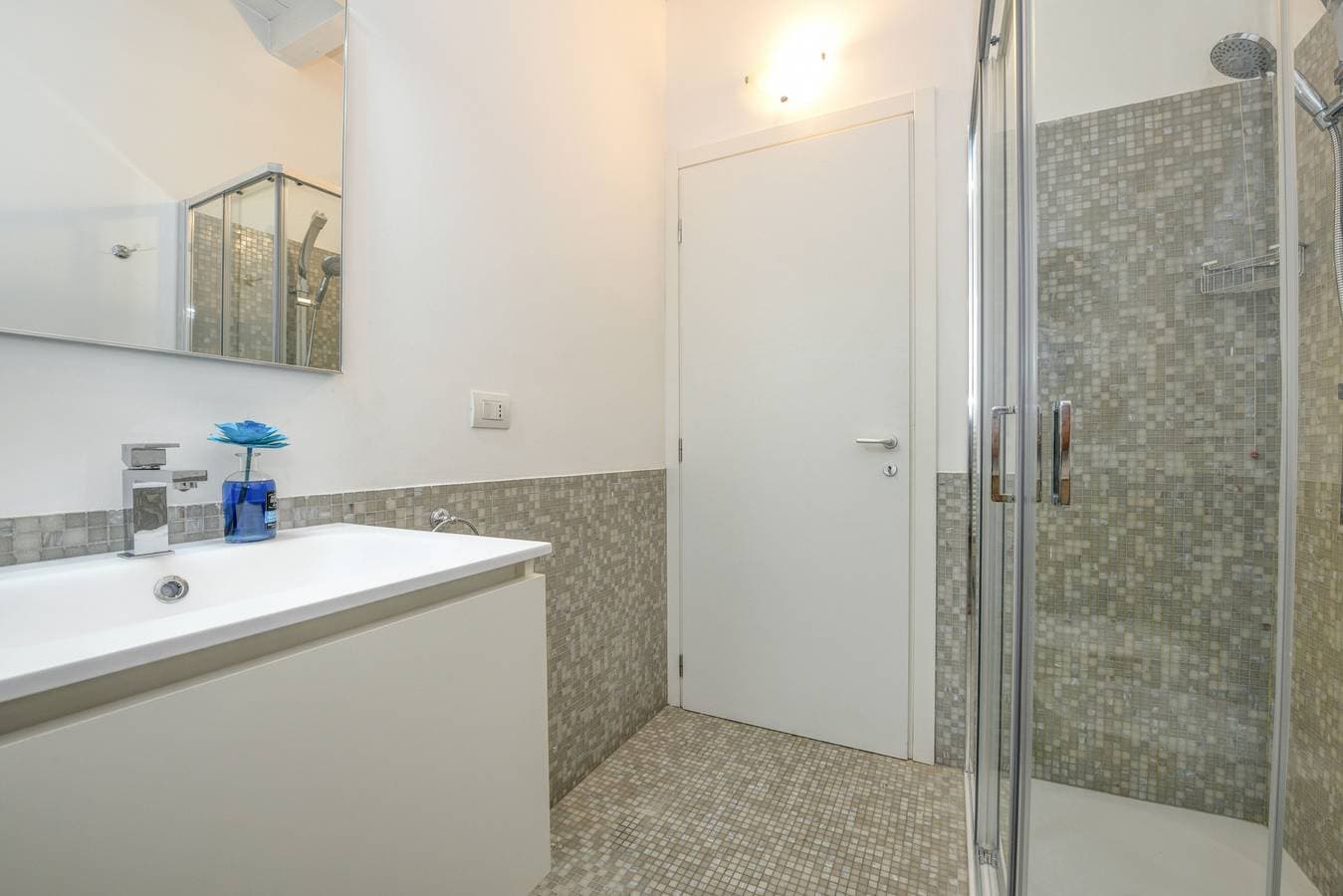 Foto 11 von 36: Caesar Sirmione Luxury Apartment
