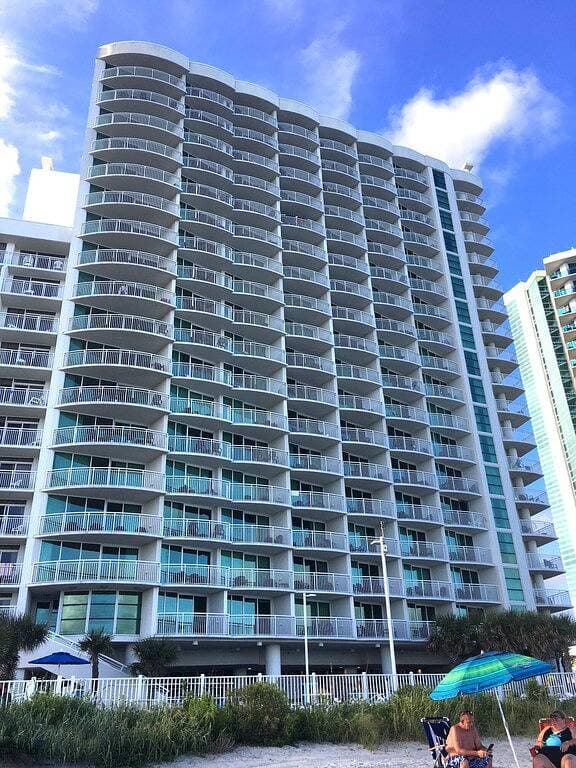 Foto 6 von 47: Erstaunlicher Luxus direkt am Meer 1Bd / 1Ba, modernes Dekor. Schöner Ort!