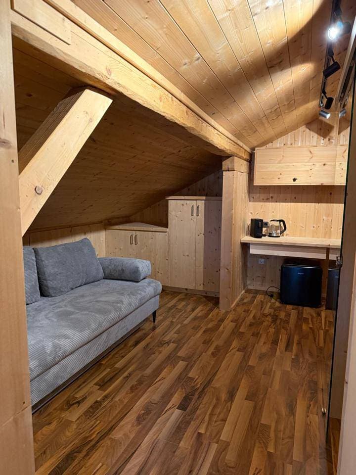 Foto 8 von 15: Triple Room with Shared Bathroom
