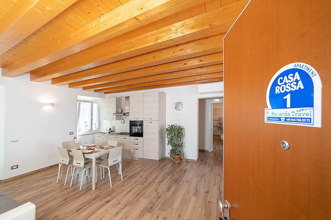 Foto 12 von 27: Regarda - Casa Rossa 1, romantisches  Rustico mit WLan, Klimaanlage