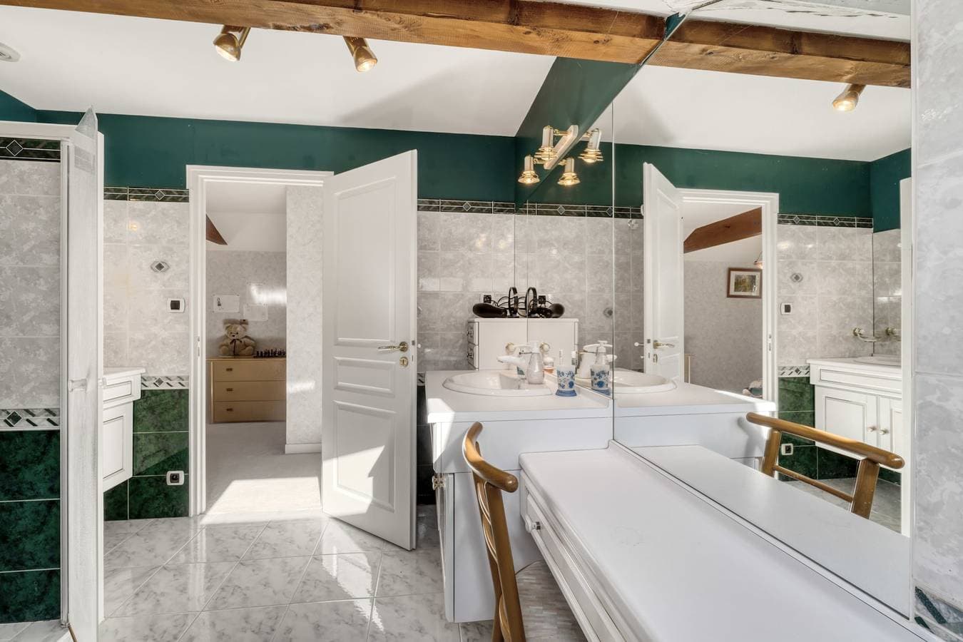 Foto 9 von 15: Villa für 7 Personen mit Seeblick