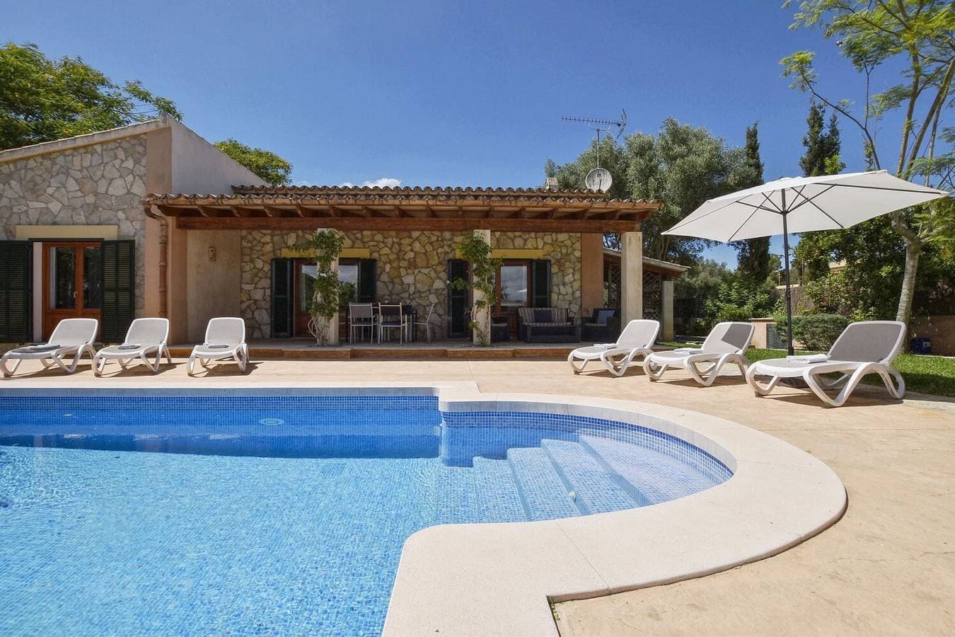 Foto 9 von 27: Ferienhaus 'Correfoc' mit privatem Pool, WLAN und Klimaanlage
