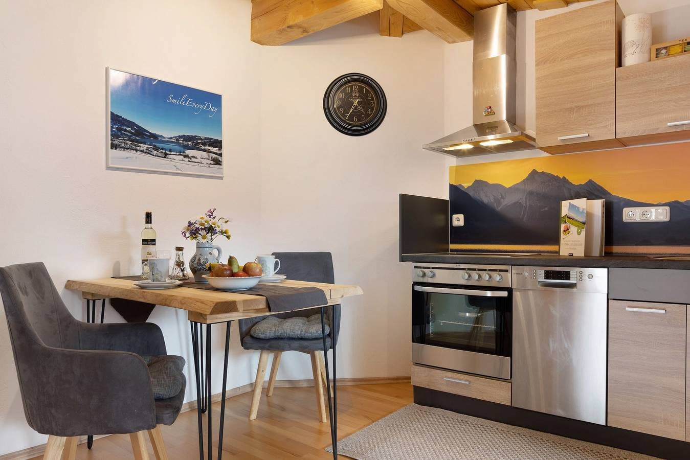 Foto 7 von 20: Einzimmerapartment 'Ferienwohnung Wendelinus' mit Bergblick, Gemeinschaftsterrasse und Wi-Fi