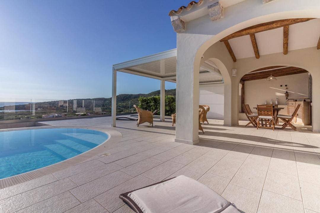 Foto 4 von 19: Villa with Private Pool