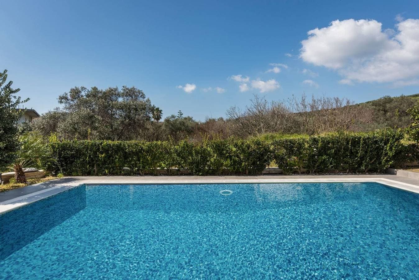 Foto 5 von 35: Villa für 6 Personen mit Garten