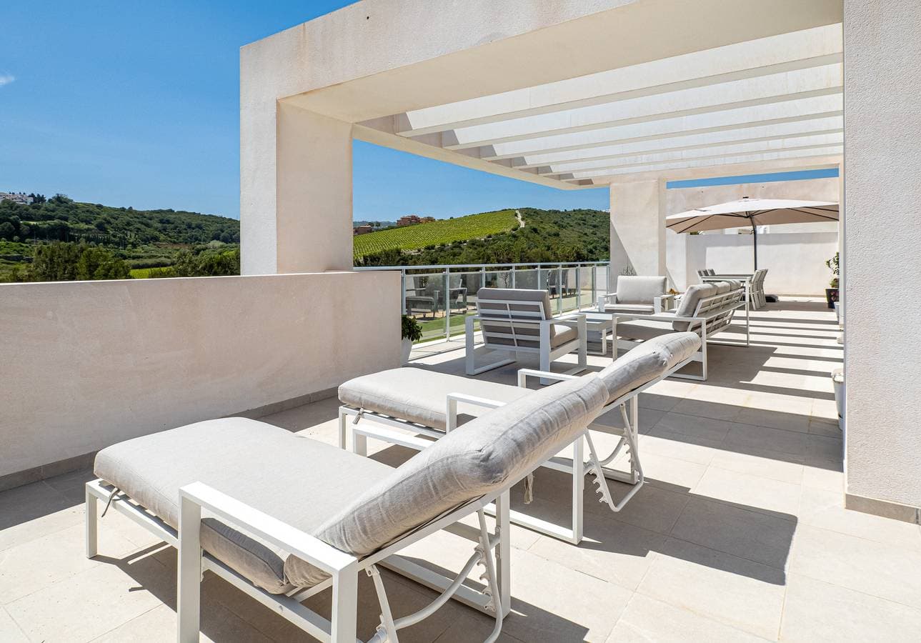 Foto 9 von 26: Casares Green Penthouse 2365 Golf & Luxury