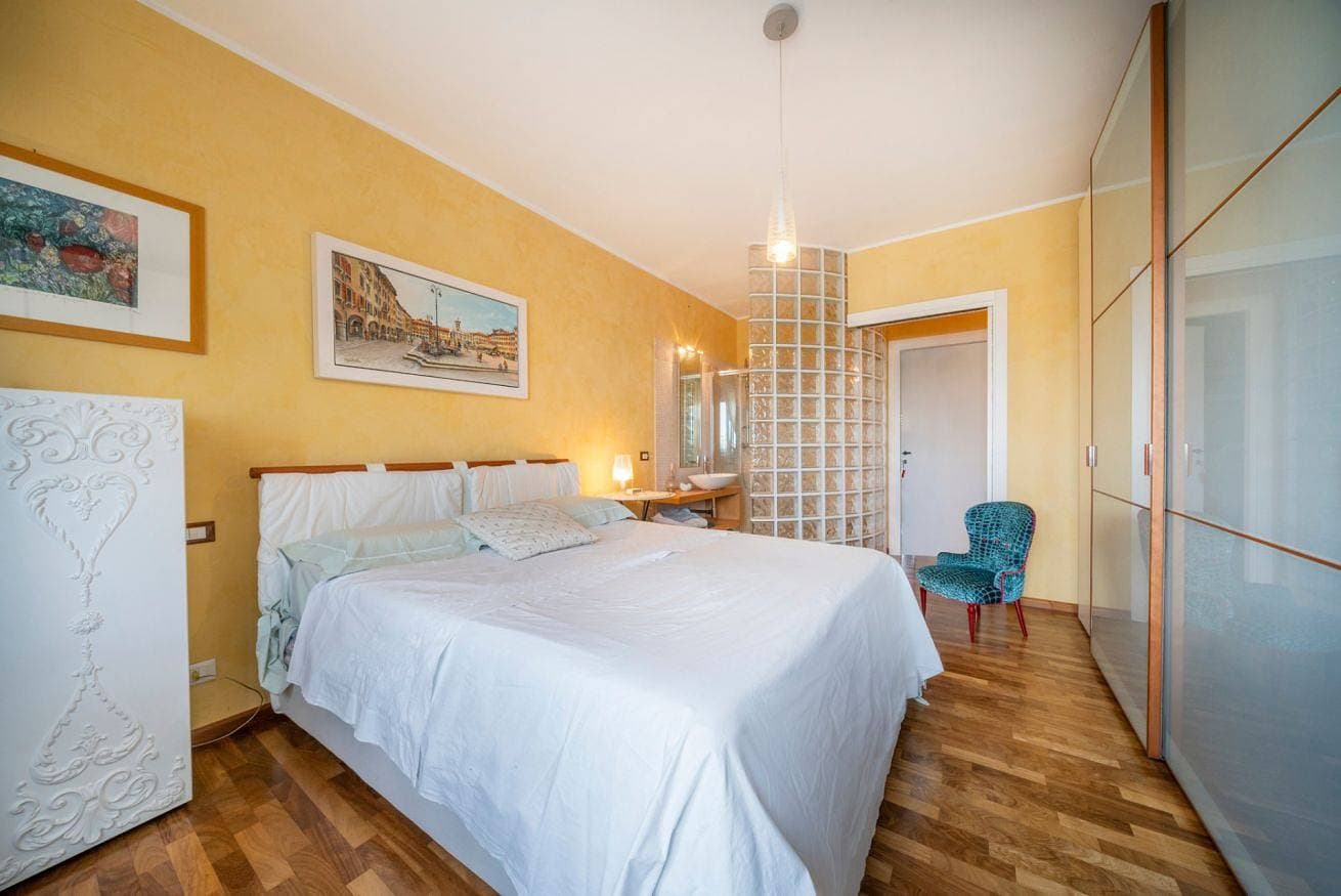 Foto 2 von 24: Ferienwohnung für 2 Personen mit Balkon/Terrasse