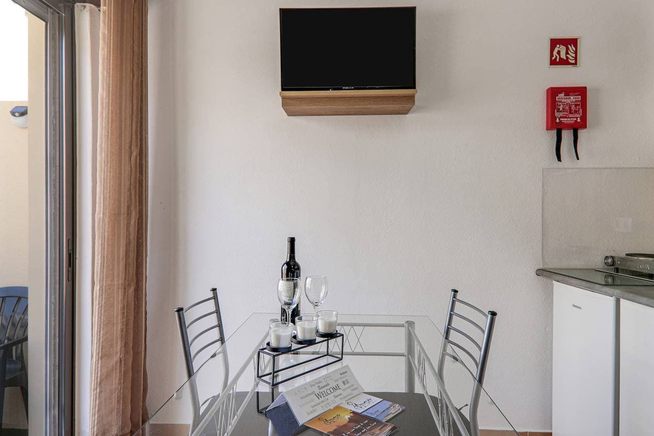 Foto 12 von 20: Ferienwohnung "Beach Residenz 12" mit Balkon, WLAN & Gemeinschaftsterrasse
