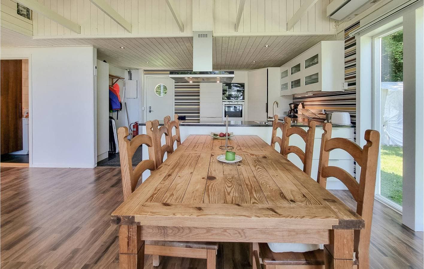 Foto 7 von 16: Ferienhaus für 6 Personen mit Seeblick
