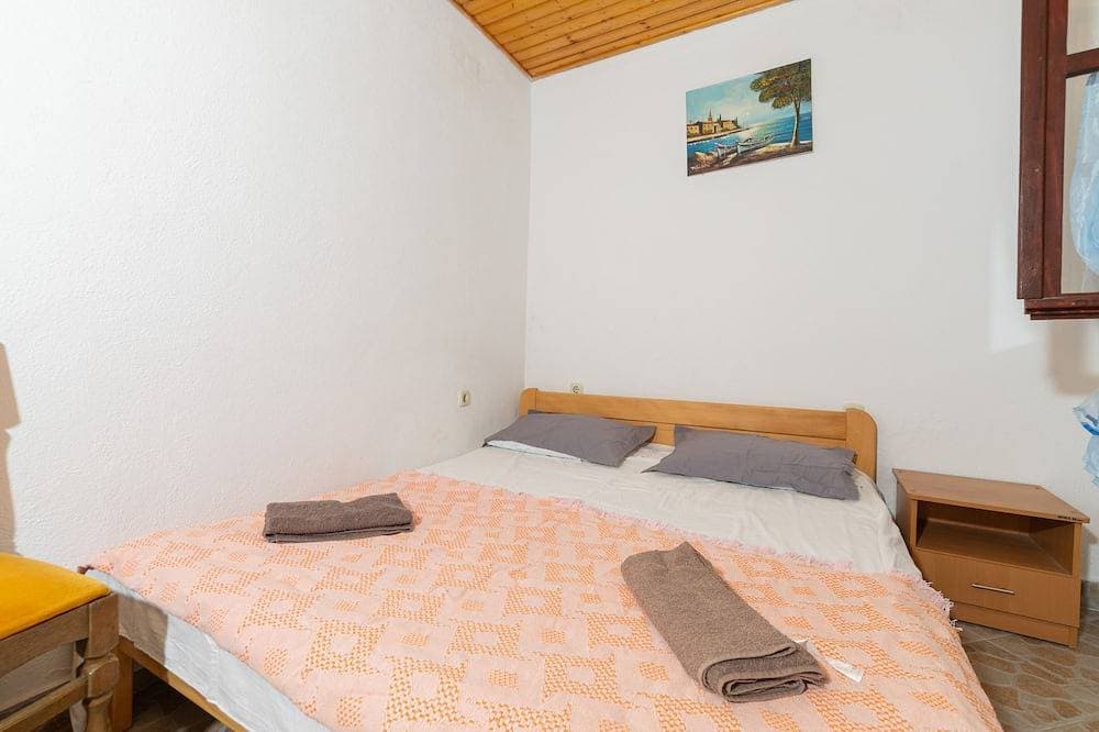 Foto 2 von 14: Studio Appartement mit Terrasse und Meerblick Bucht Torac, Hvar