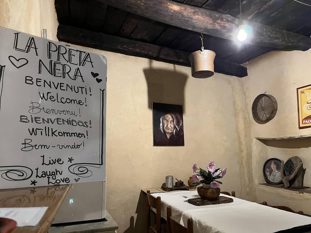 Foto 6 von 58: Preta Nera Andersen in Giuliano di Roma