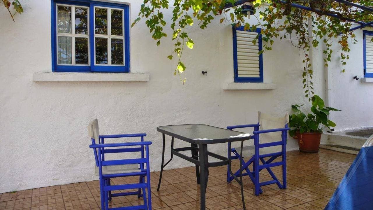 Iliana's Bungalow 1