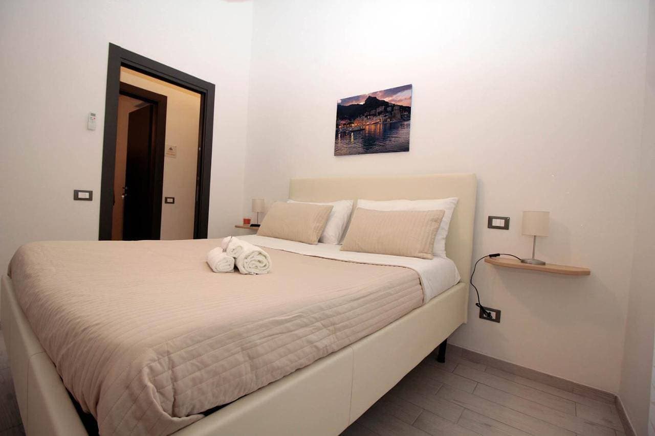 Foto 8 von 10: Double Room with Private Bathroom