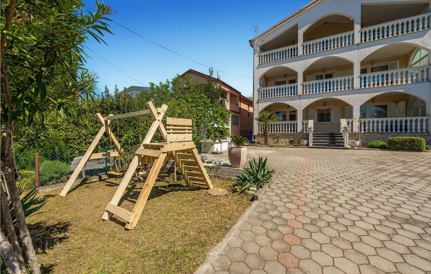 Foto 3 von 20: Gemütliche Wohnung mit Terrasse und WLAN, 1 km vom Strand entfernt!