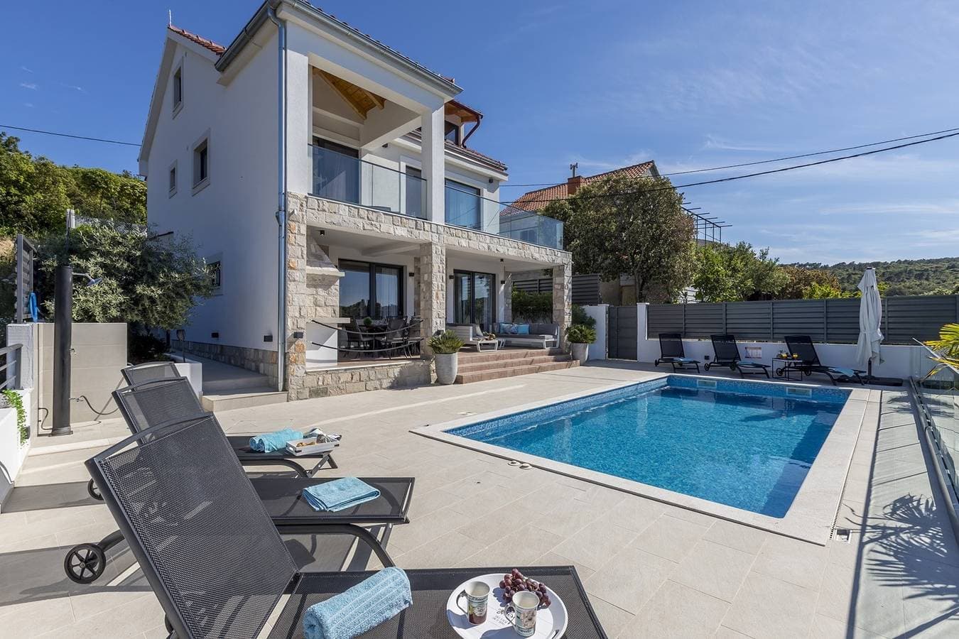 Foto 9 von 50: Villa Captain's Haus auf der Insel Solta mit beheiztem Pool, Whirlpool und Meerblick