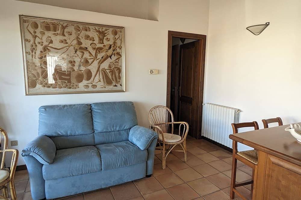 Foto 6 von 13: Casa Singola Immersa nel Verde con Vista Mare
