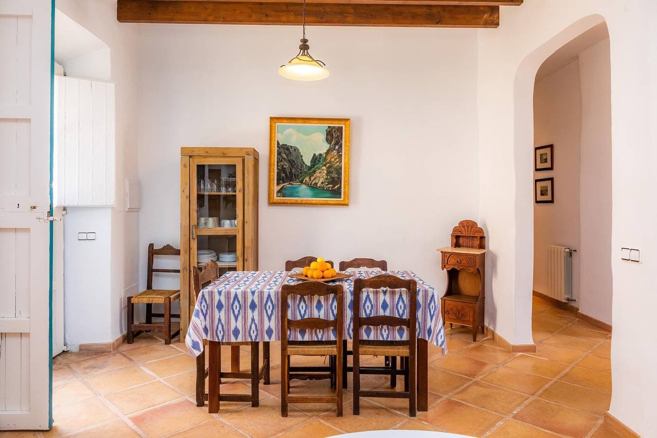 Foto 8 von 30: Agroturismo „Es Rafalet – Casa Amitger“ mit Landblick, Pool, WLAN, Klimaanlage & Garten