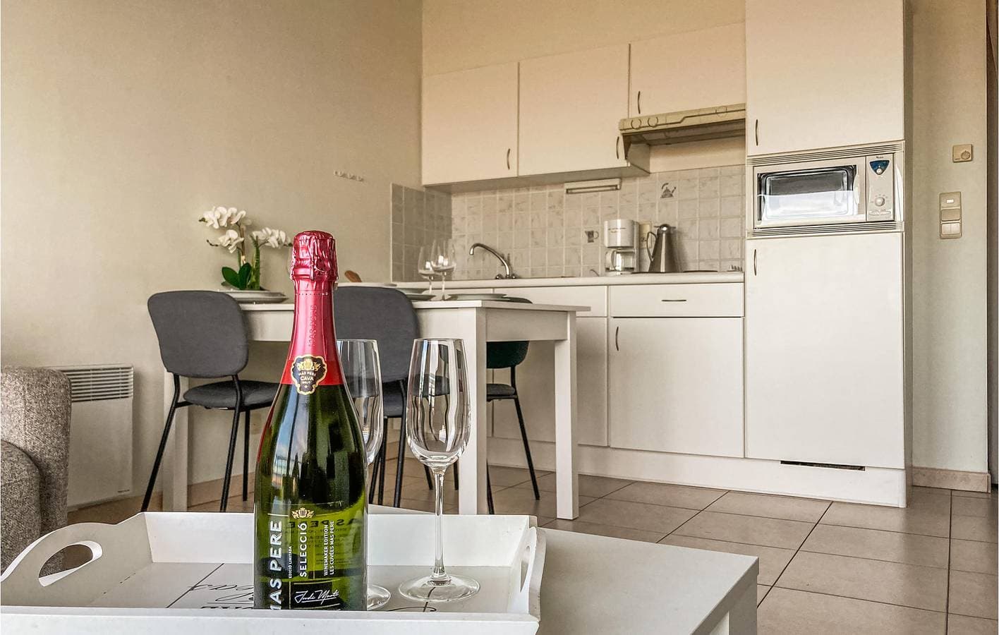 Foto 12 von 22: Ferienwohnung für 4 Personen mit Terrasse