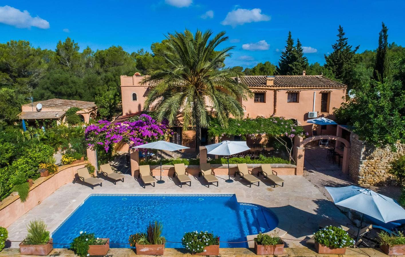 Foto 4 von 61: Luxus-Apartment mit Terrasse, Pool und Aussicht, 2 km von Es Carritxó entfernt