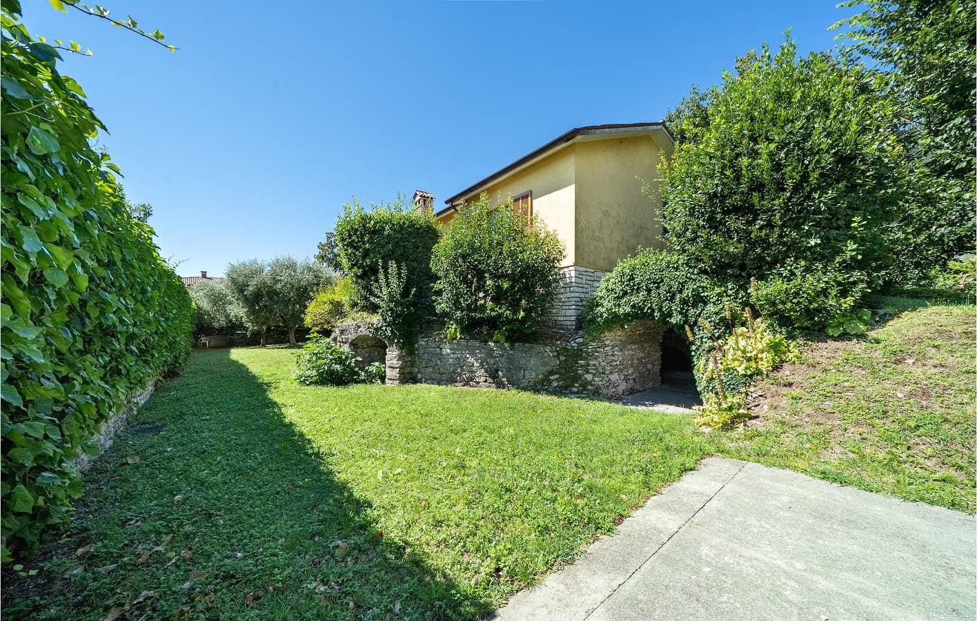 Foto 6 von 28: Wohnung am Meer: 160m² | Park, Küche, WiFi | Gargnano