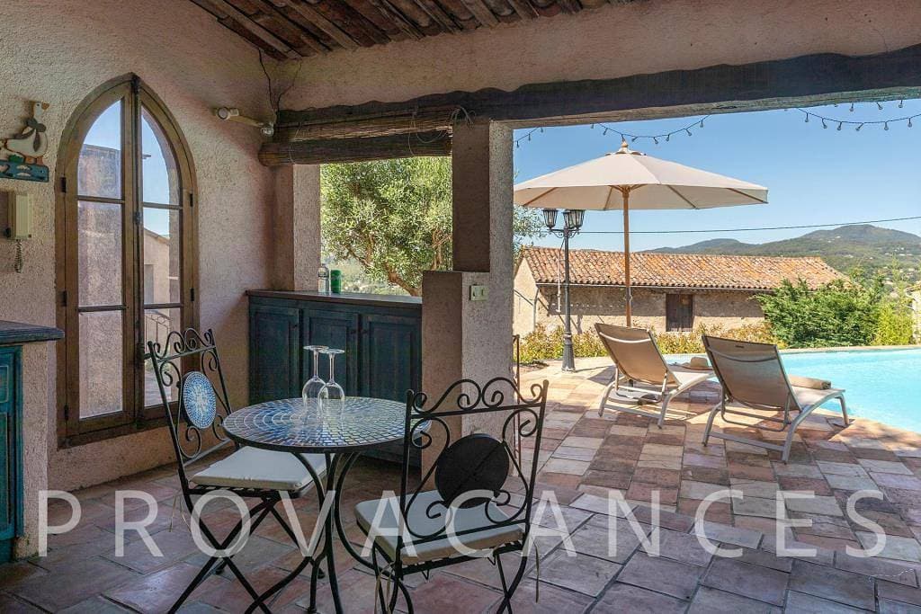 Foto 11 von 72: Ferienhaus mit Pool in Fayence