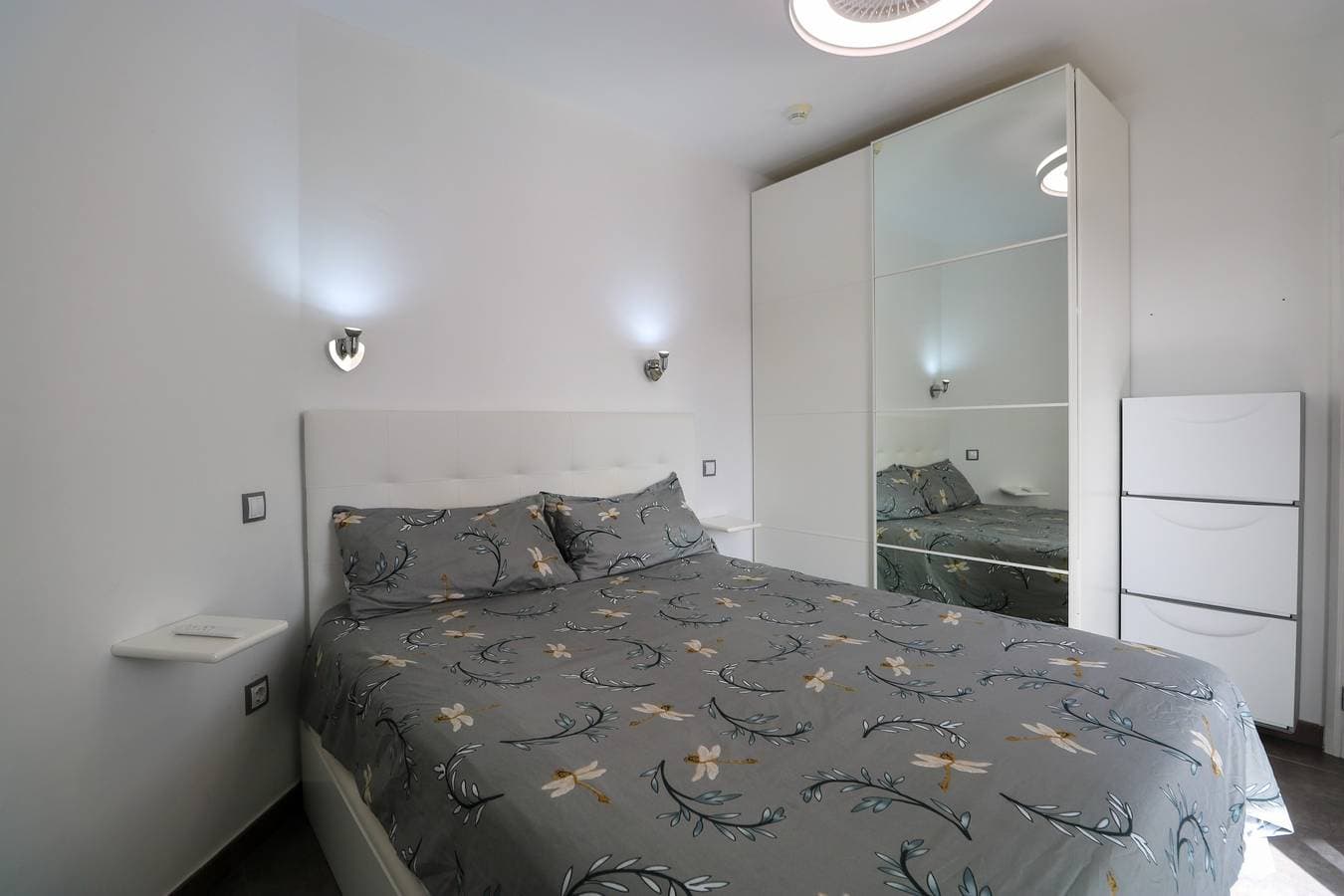 Foto 7 von 49: Ferienwohnung für 3 Personen mit Balkon