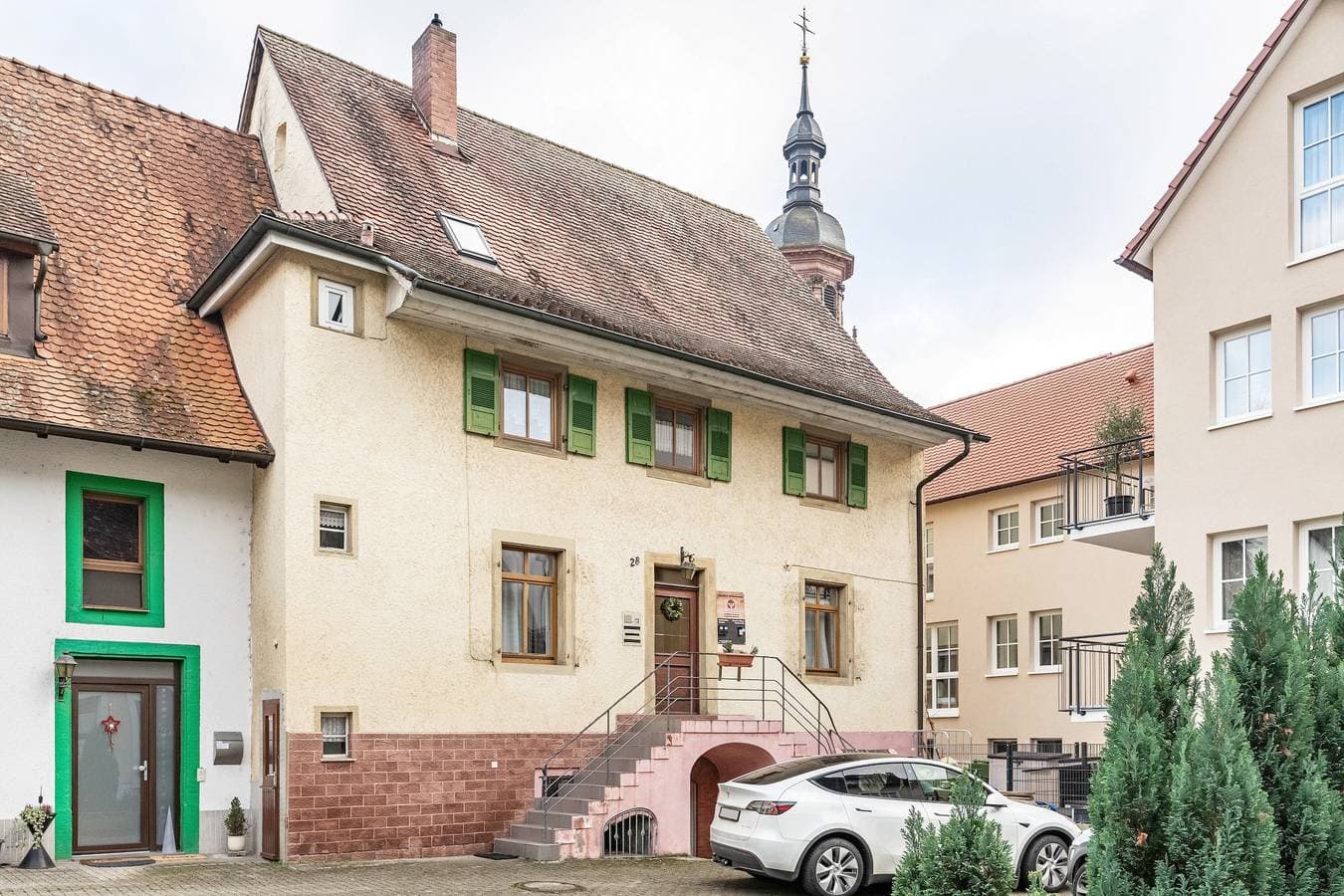 Foto 2 von 26: Ferienwohnung - Karlheinz' mit Bergblick, Balkon und WLAN