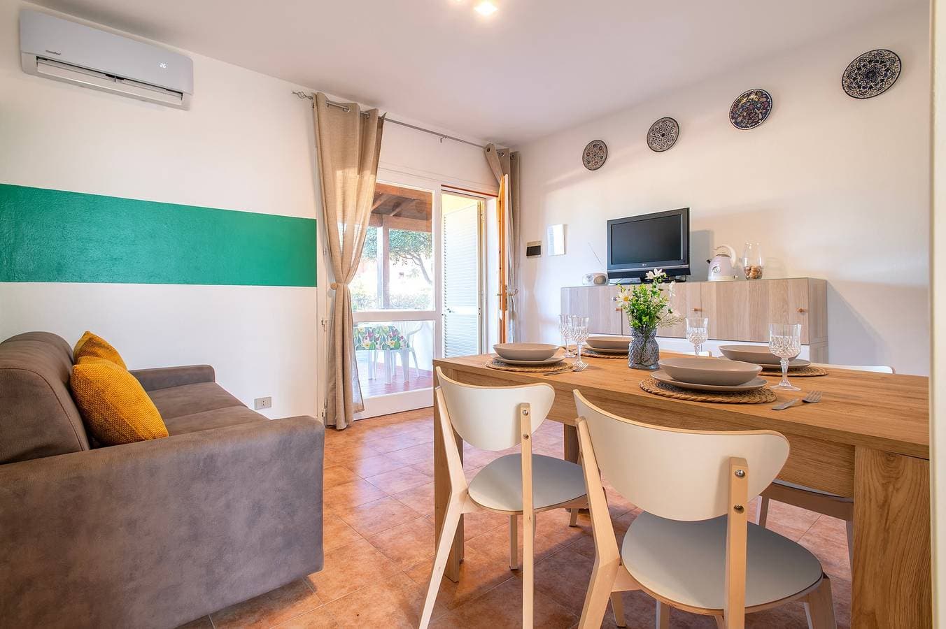 Foto 2 von 22: Ferienwohnung 'Cerri' mit Meerblick, privater Terrasse & Fähr-Rabattcodes
