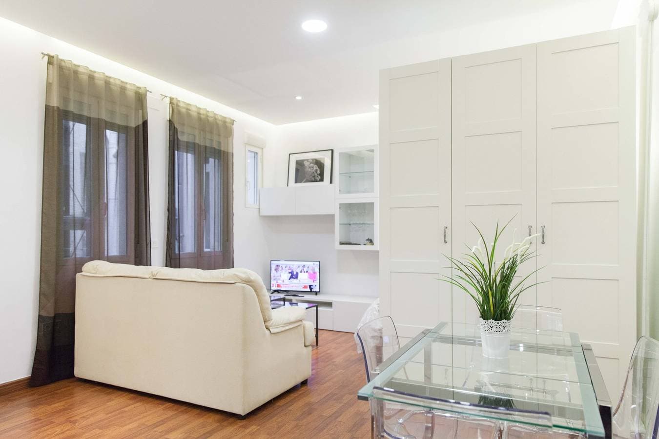 Foto 4 von 21: M Céntrico estudio en Malasaña