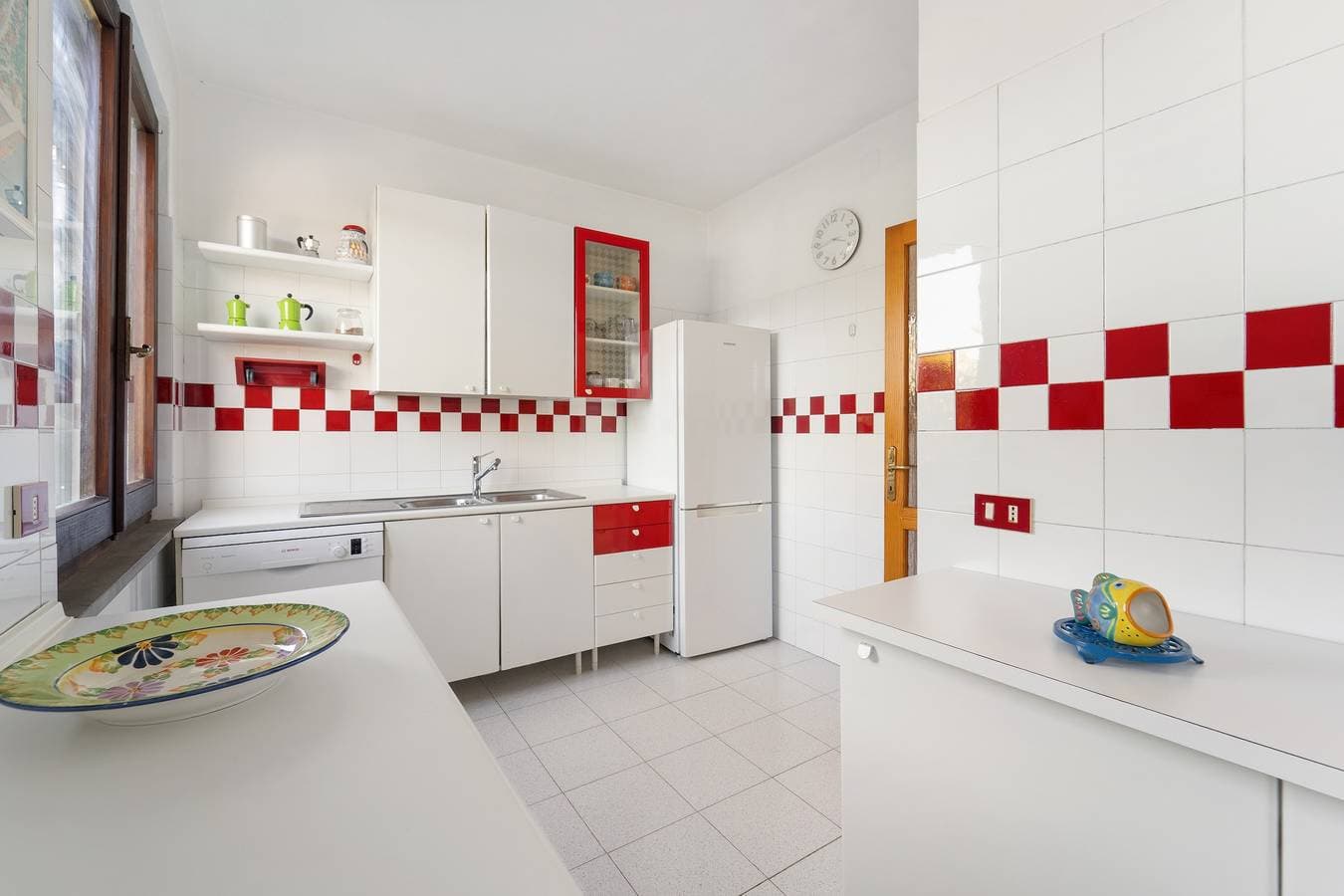 Foto 9 von 28: Ferienwohnung 'Carloforte' mit Meerblick, privater Terrasse und privatem Garten