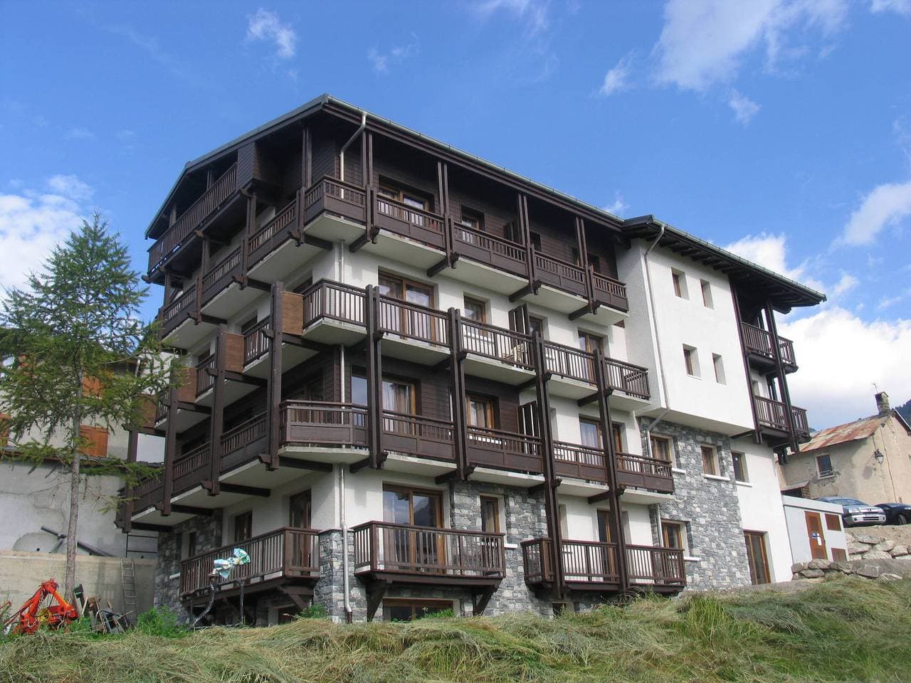 Foto 12 von 16: Modernes Duplex für 6 mit schönem Bergblick und WIFI