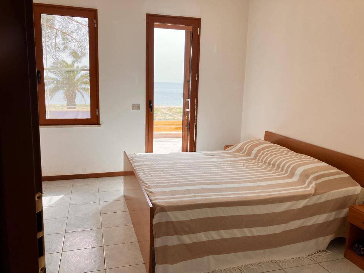 Foto 5 von 14: Three-Bedroom Home
