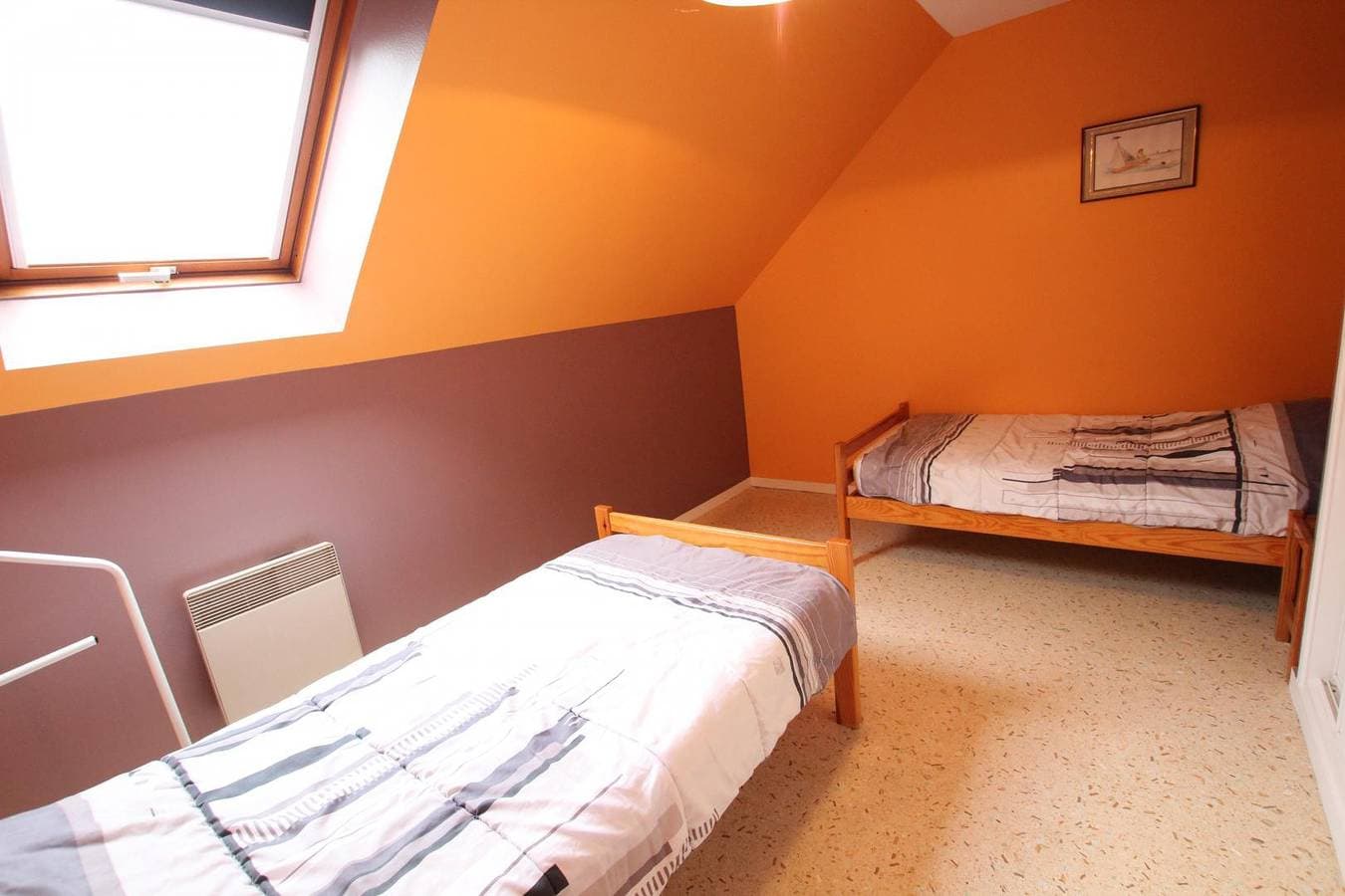 Foto 7 von 14: Ferienhaus am Strand mit Parkplatz, TV, Garten und Internet