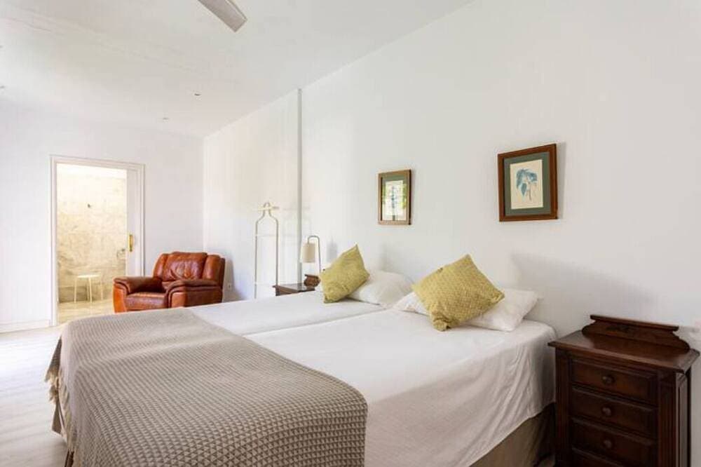 Foto 3 von 30: Villa Mit Privat Beheiztem Pool Am Sehren Süden Von Teneriffa Zu Fuss Zum Dorf