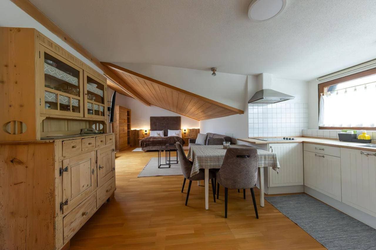 Foto 8 von 19: Studio with Mountain View (2 Adults)