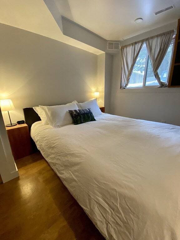Foto 7 von 15: 1 Bedroom Hideaway with Cozy Fireplace