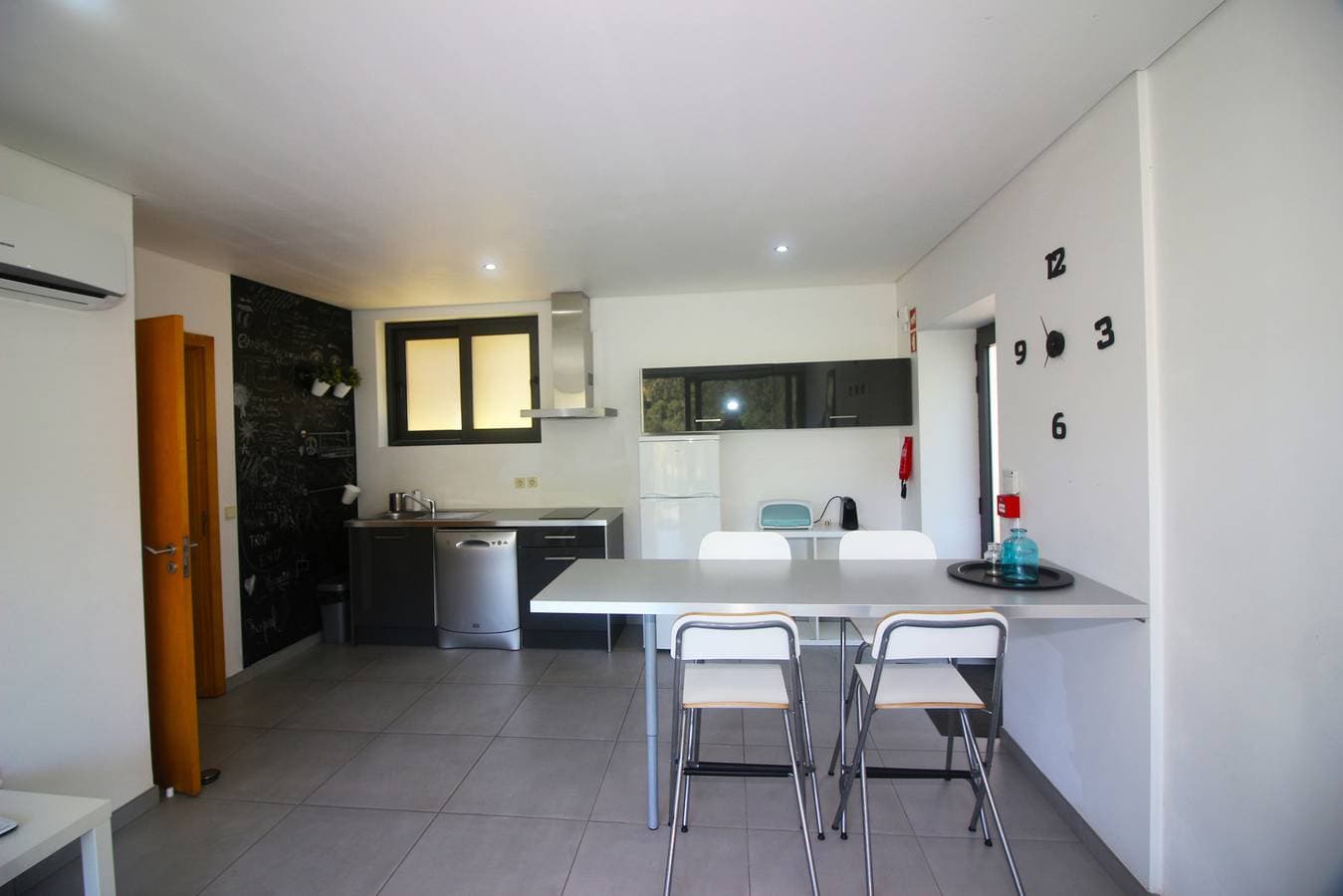 Foto 5 von 21: Apartamento Javali - Casas Barca do Rio - Gerês